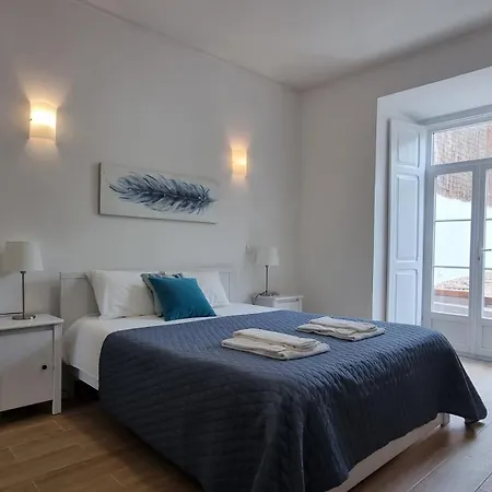 Lightoasis 3 アパート